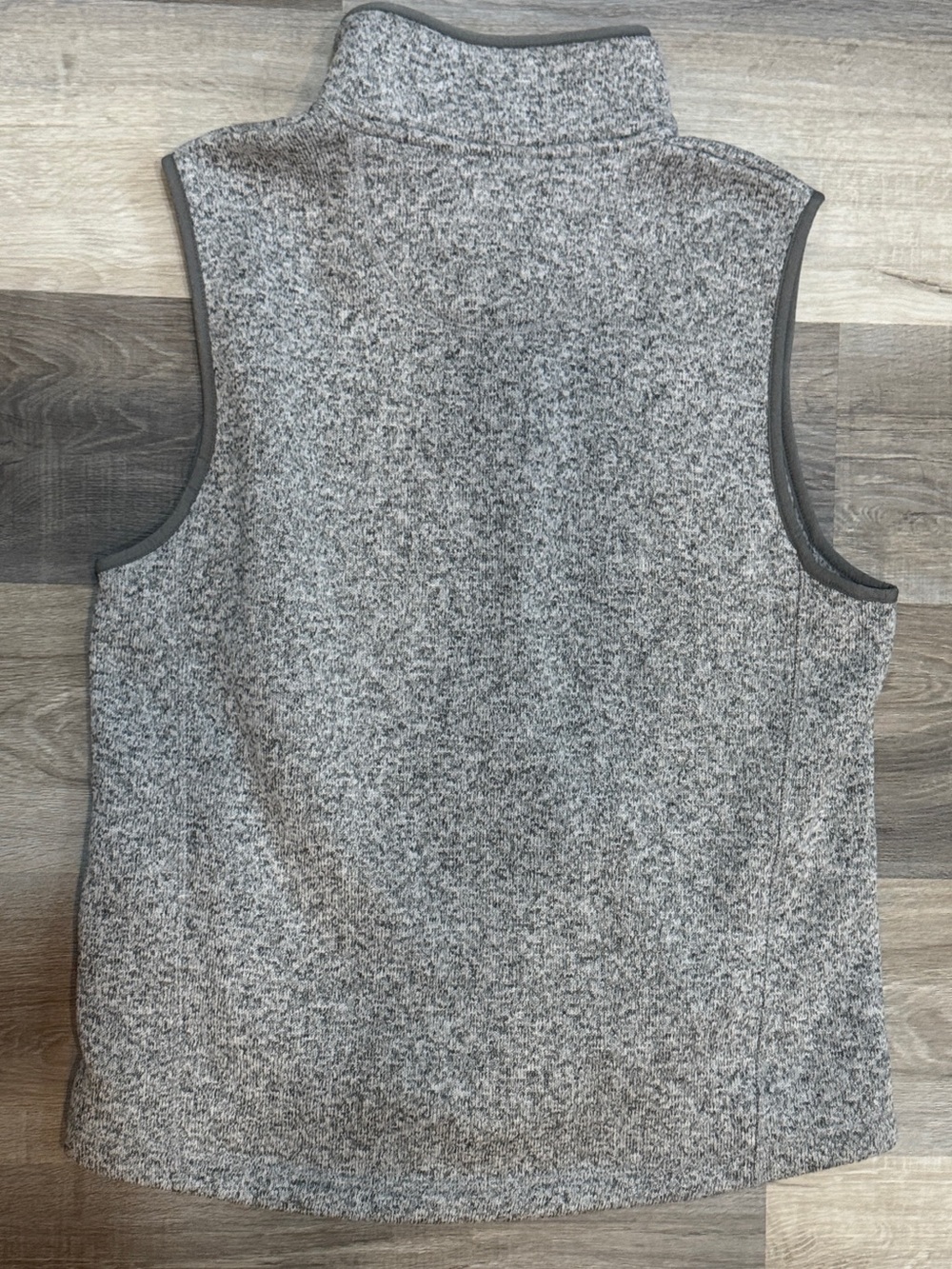 L.L. Bean Men's Heather Gray Full-Zip Fleece Vest - Picture 6 of 9